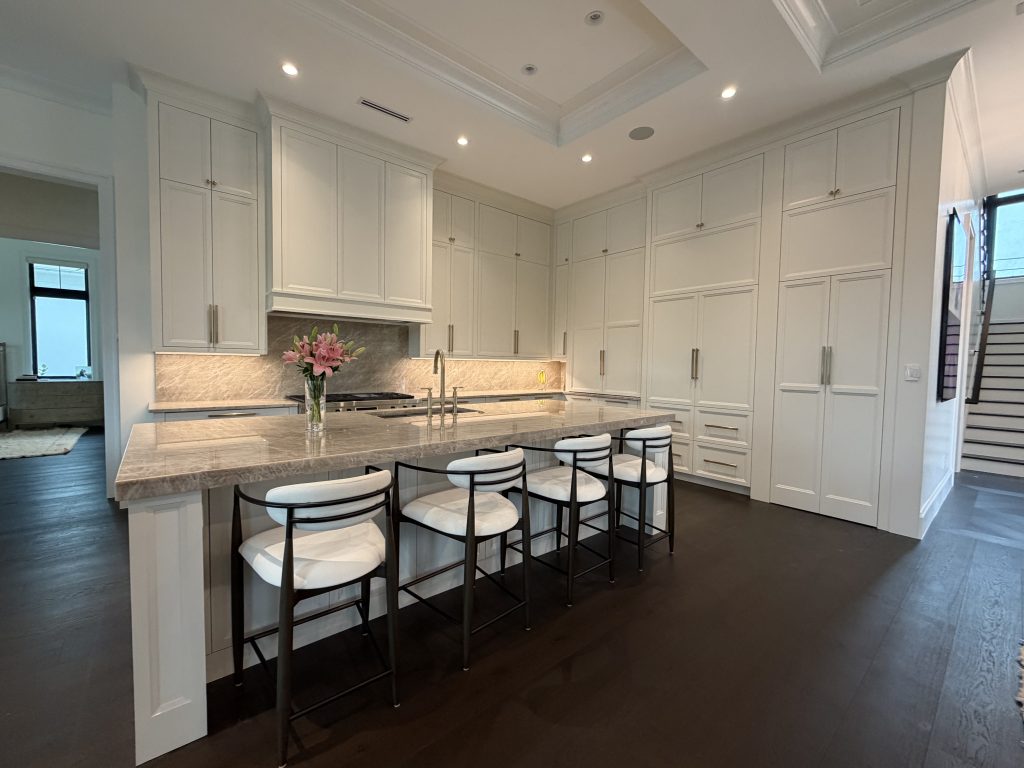 Crafting Captivating Headlines: Your awesome post title goes here